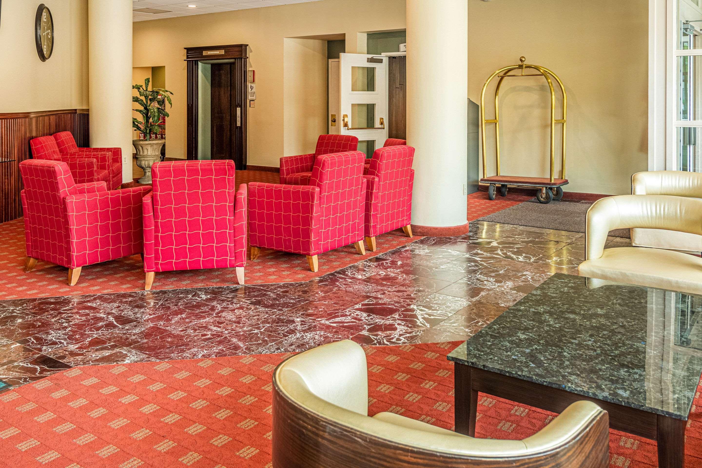 Quality Inn & Suites Virginia Eksteriør bilde