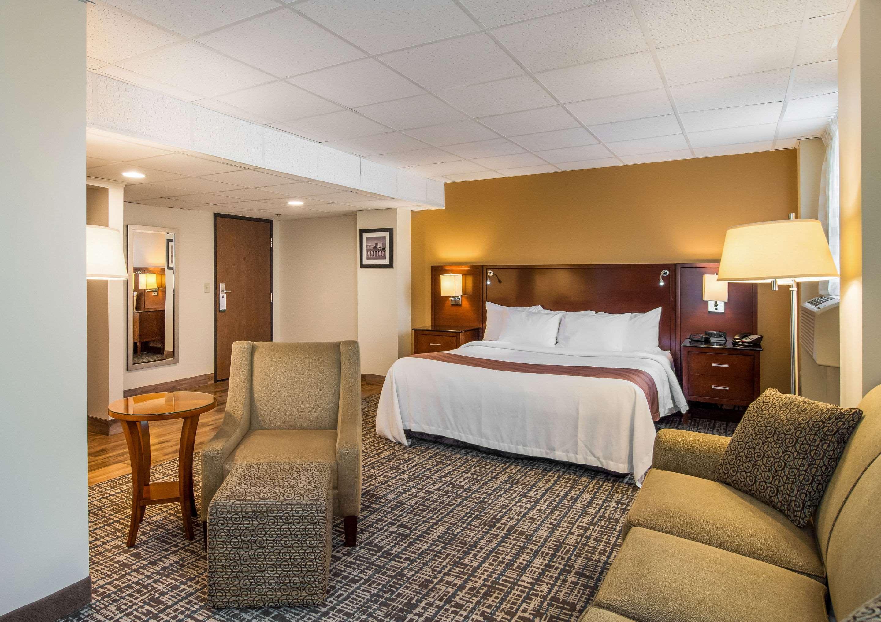 Quality Inn & Suites Virginia Eksteriør bilde
